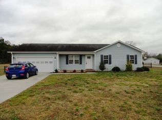 108 Appleton Ln, Richlands, NC 28574