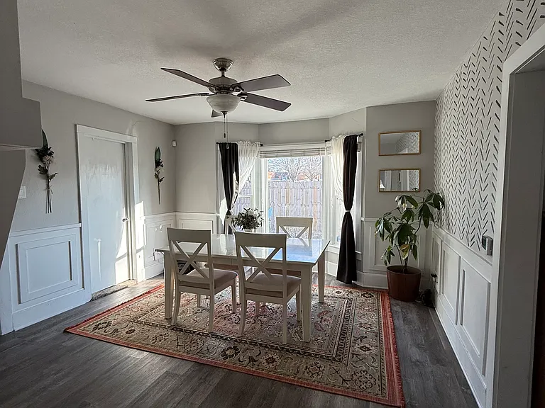 102 SW Walnut St — Photo 9