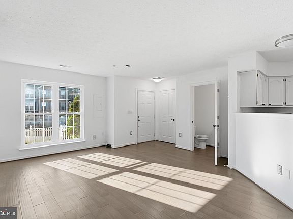 5th image of 1805 Chatfield Ter