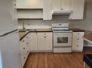 5034 49th St #2, Olds, AB T4H1H3