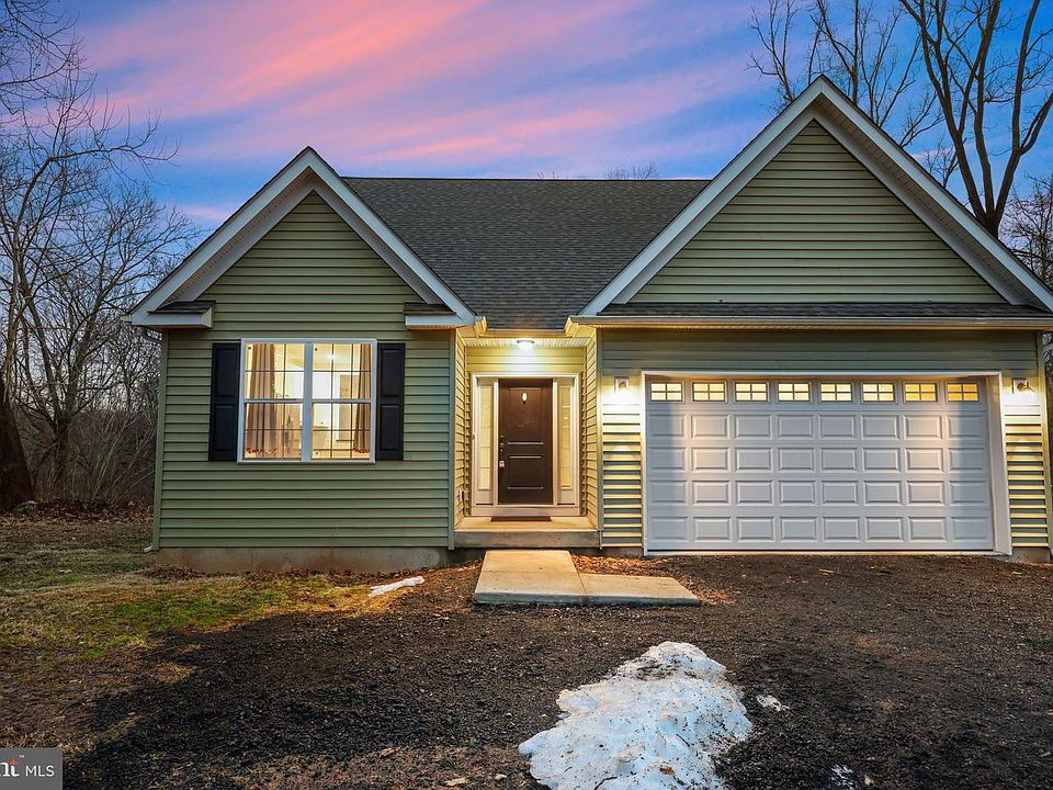 1st image of 588 Almshouse Rd