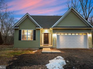 588 Almshouse Rd, Doylestown, PA 18901