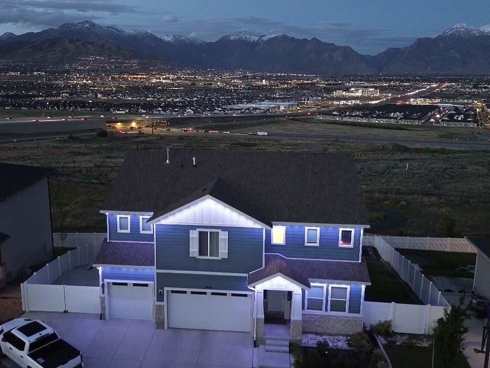 1st image of 2656 N Bluebell Dr