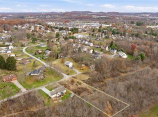 26 Holiday Dr, Cranberry Township, PA 16066