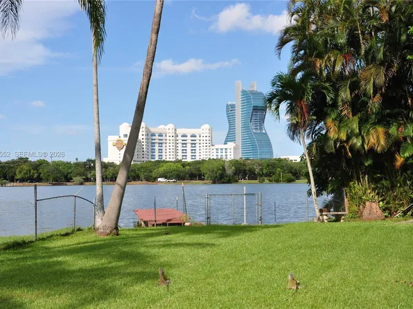 5630 SW 55th Ave, Davie, FL 33314