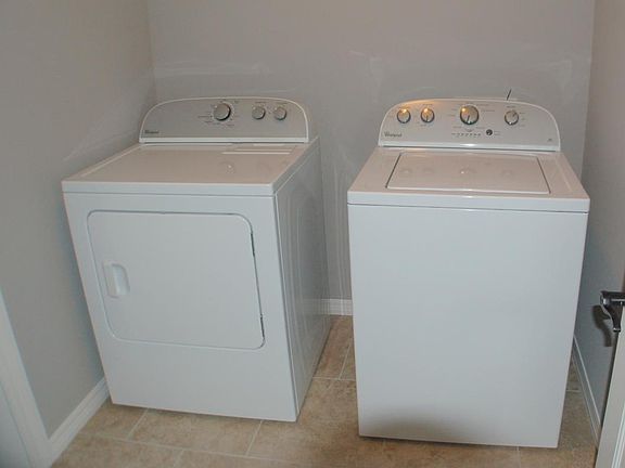 2nd image of 3526 W Foxtail Lily Ln