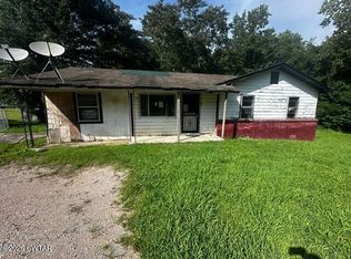 205 Locust Dr, Bolivar, TN 38008