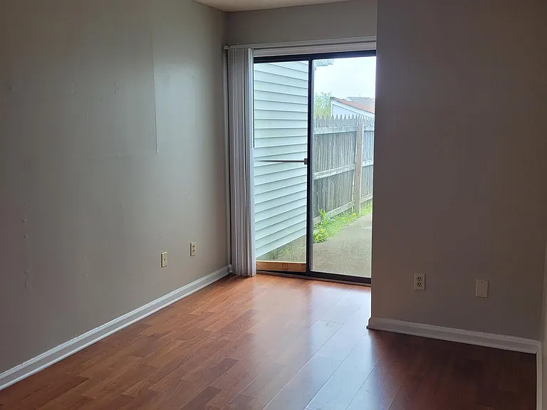 1722 Sword Dancer Dr — Photo 14