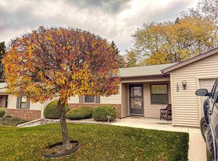 1590 E Kammerer Rd, Kendallville, IN 46755