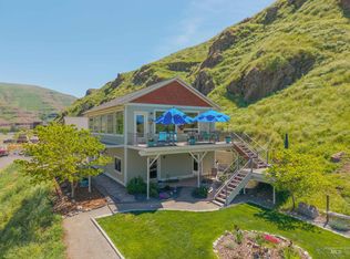 6382 Snake River Rd, Asotin, WA 99402