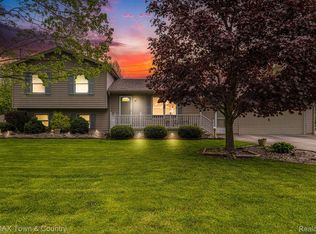 7060 Harvard St, Mount Morris, MI 48458