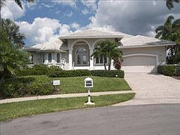 2nd image of 482 Clifton Ct