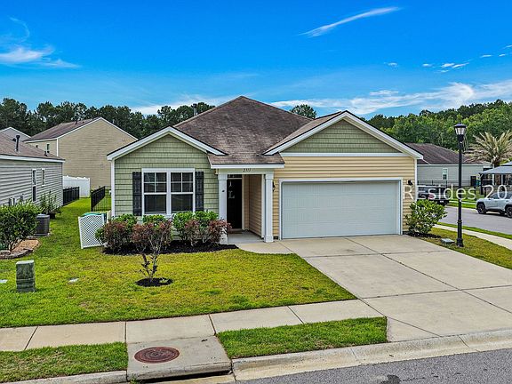 2nd image of 2311 Blakers Blvd