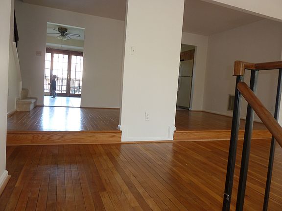 4th image of 3162 Bradford Wood Ct