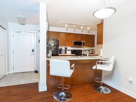 5th image of 12238 224th St #120