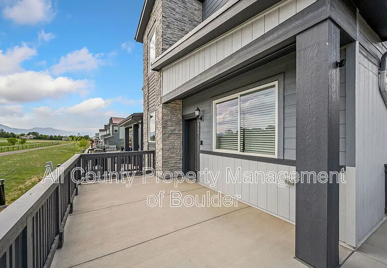 1432 Sanitas Ln — Photo 17