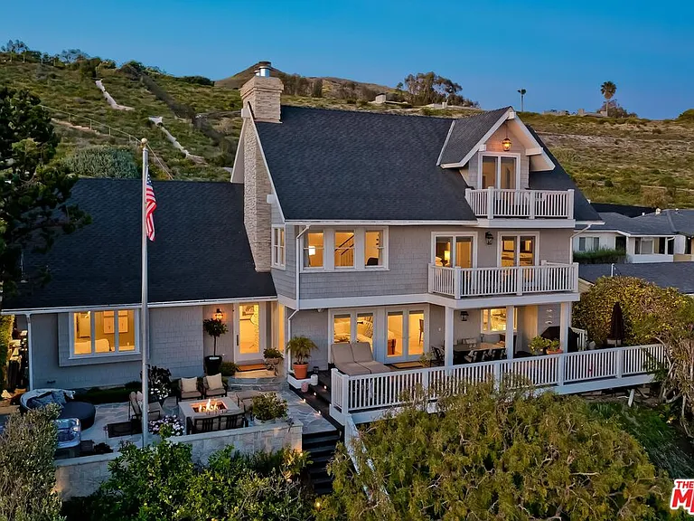 25129 Malibu Rd — Photo 8