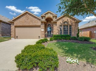 3033 Maple Creek Dr, Fort Worth, TX 76177
