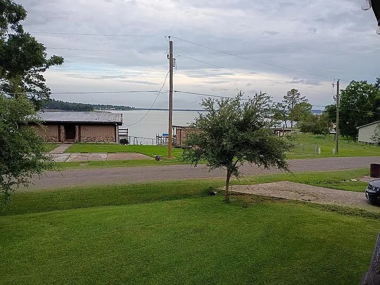 277 Lake View Ln — Photo 33