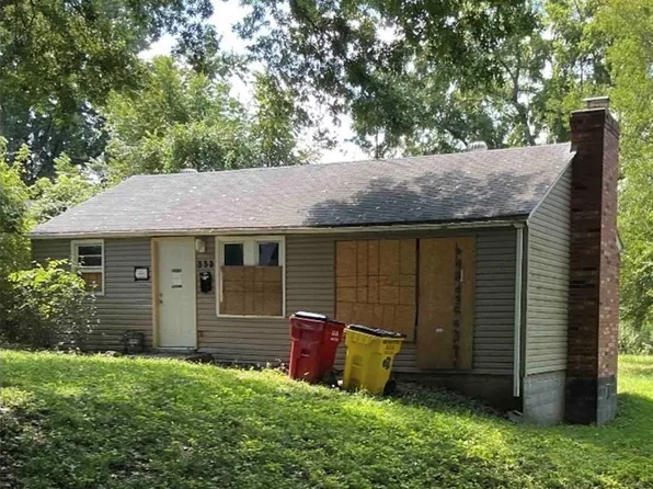 332 N Cedar Ave, Independence, MO 64053