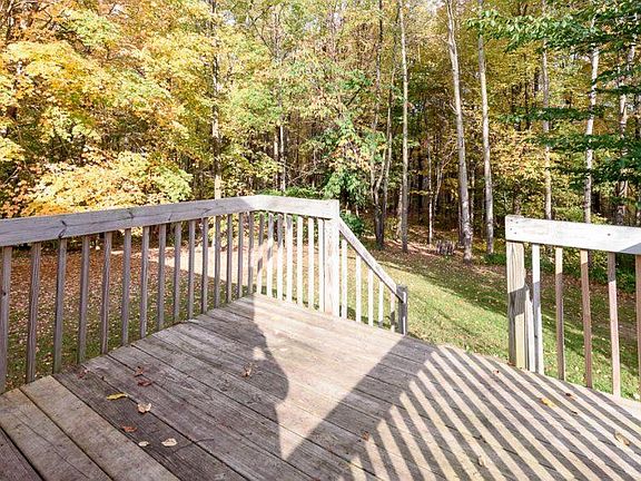 5th image of 14890 Treevalley Dr NE