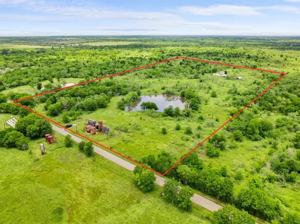 105 County Road 1001, Wortham, TX 76693