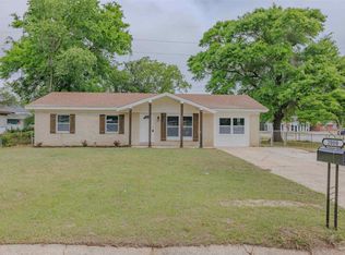 2080 Elaine Cir, Pensacola, FL 32504