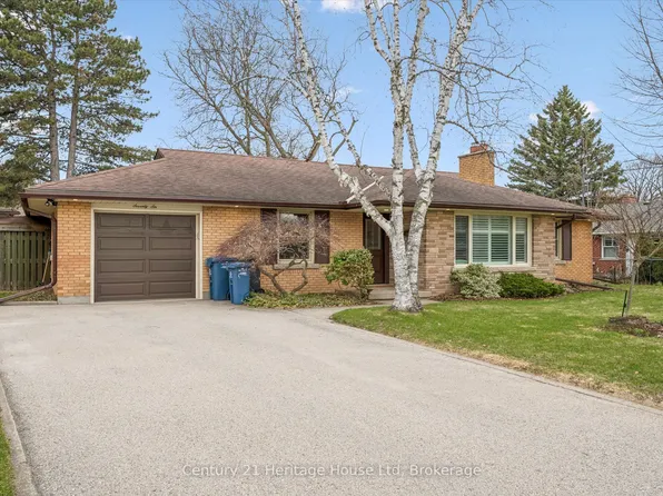 76 Kensington St, Guelph, ON N1E 3P7