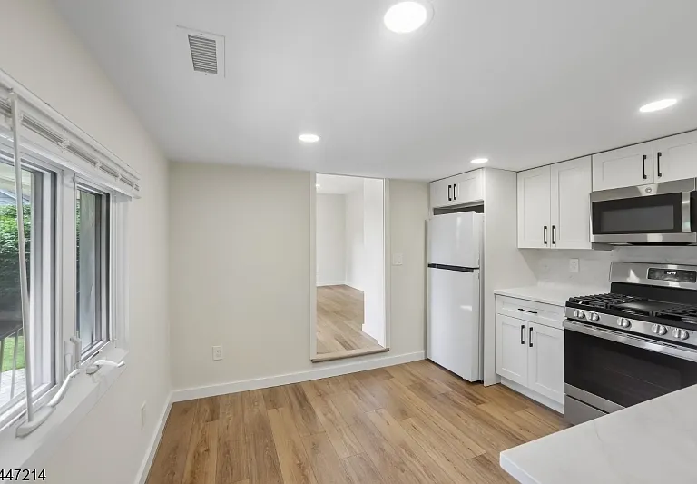 25 Alma Ave — Photo 21