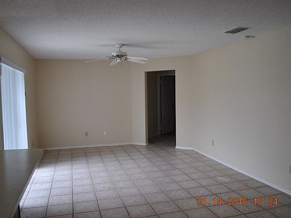 3rd image of 2448 Bel Air Cir