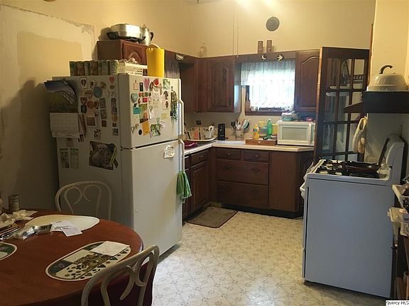 4th image of 1377 315n Ave