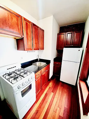 Rented by Compass | media 13