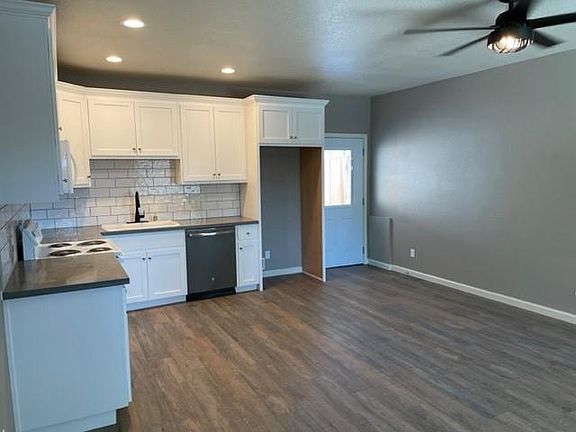 2nd image of 481B McKnight Ln