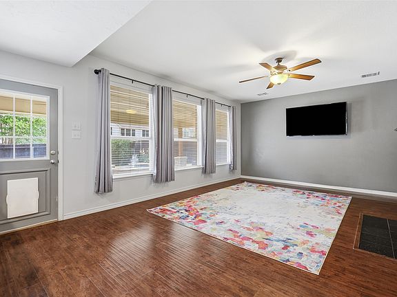 4th image of 1538 Highland Lakes Dr