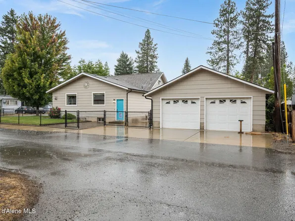 405 Sunset Dr, Pinehurst, ID 83850
