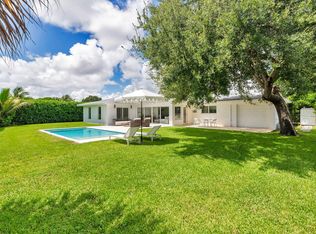 7926 Pine Tree Ln, Lake Clarke Shores, FL 33406