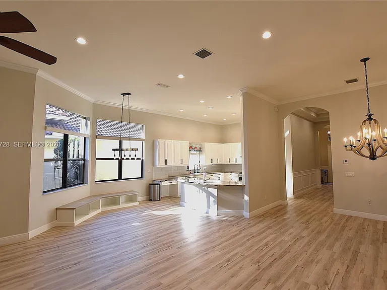 10086 Noceto Way — Photo 3