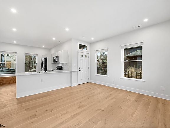 5th image of 1772 W 50th St