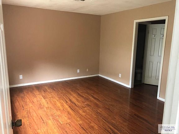 5th image of 272 Sugar Grove Ln
