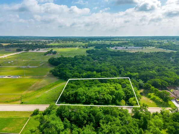 1193 S Brazos Ave, Cleburne, TX 76031