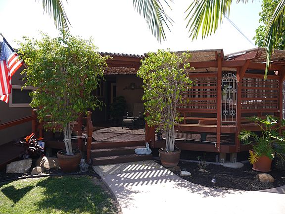 Front yard deck
