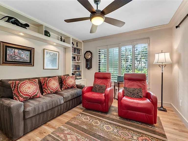 5950 Pelican Bay Blvd #111 — Photo 9