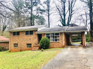 1810 Santa Cruz Dr, Decatur, GA 30032