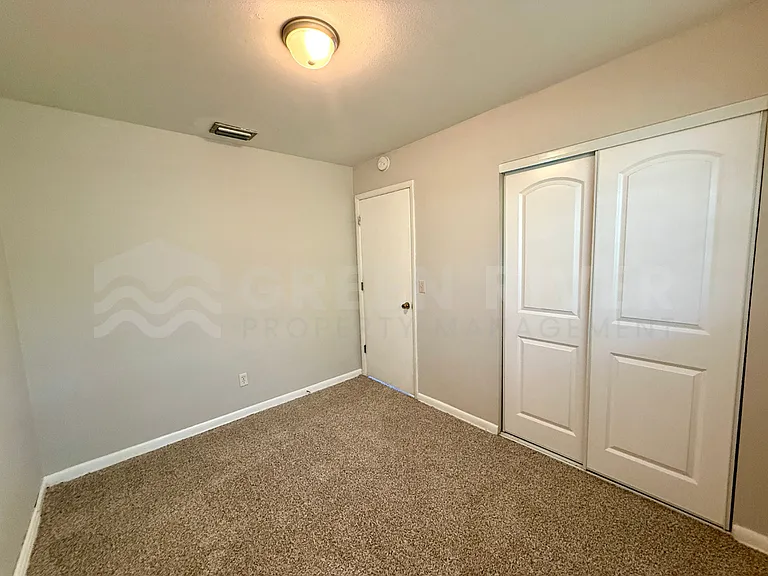 7963 Le Mans Dr — Photo 12