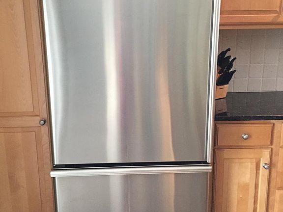 4th image of 116 E 95th St Floor 2