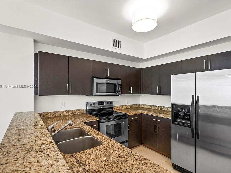 1st image of 2020 Prairie Ave APT 502