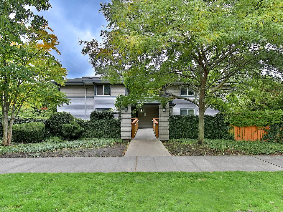 Ivy Ridge Apartments
