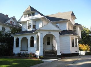 920 W William St, Decatur, IL 62522