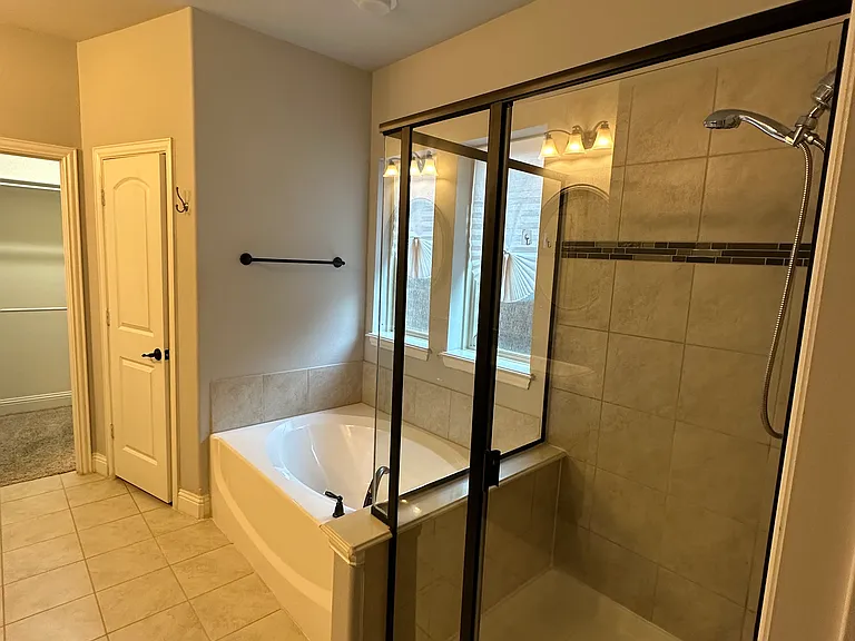 1812 Jace Dr — Photo 26