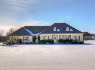 5975 County Ln #112, Carthage, MO 64836